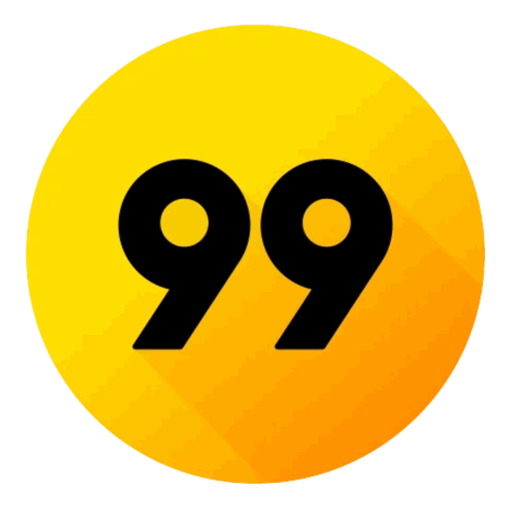 Redtyb loira gata pagando um boquete gostoso no meio do quintal